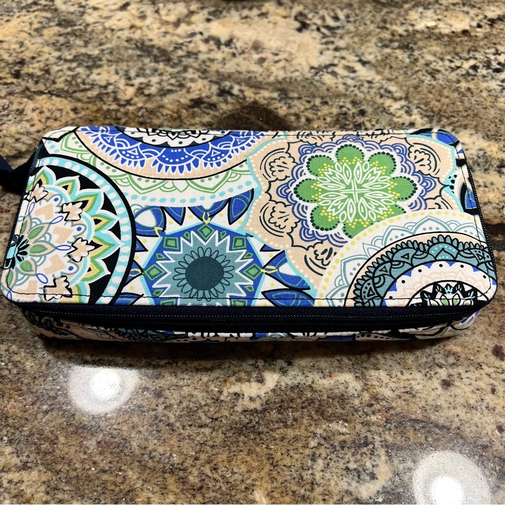 Vera Bradley Sketched Medallion Travel Accessory Case